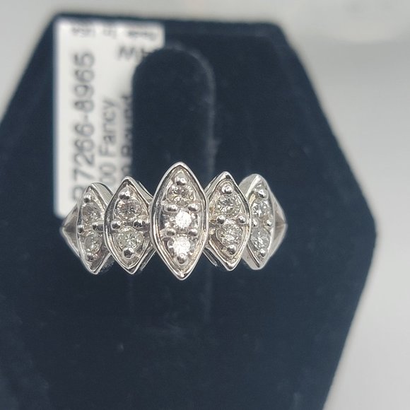 14K White Gold Diamond Ring - Picture 1 of 10